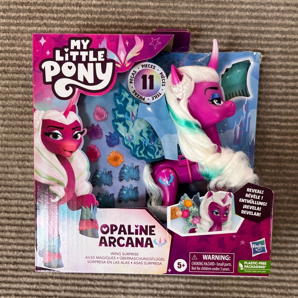 My Little Pony Wing Surprise Opaline Arcana Figure Hasbro G5 11 Pieces F6447